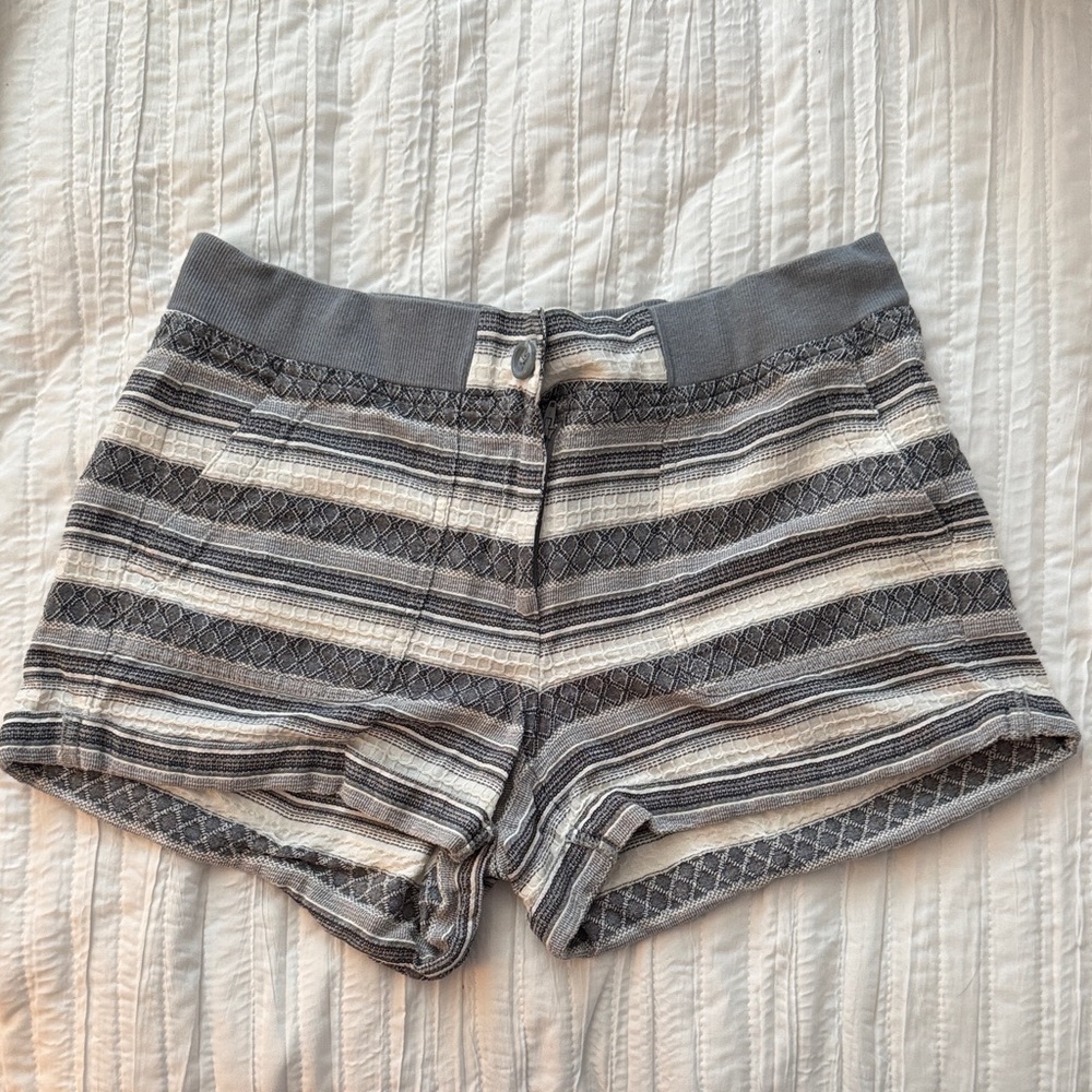 LOFT Gray and Cream Striped Women's Shorts